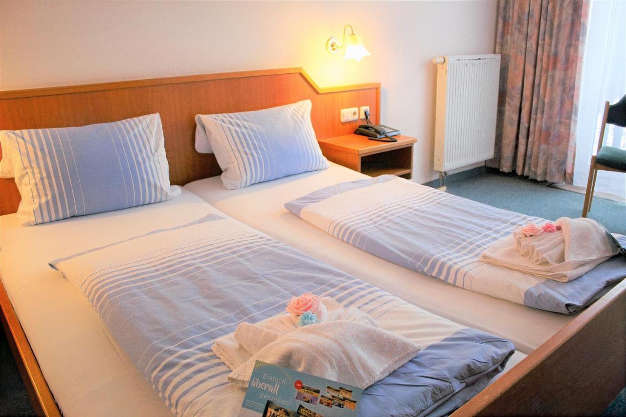 Waldhotel Feldbachtal Neuhaus am Rennweg Bagian luar foto